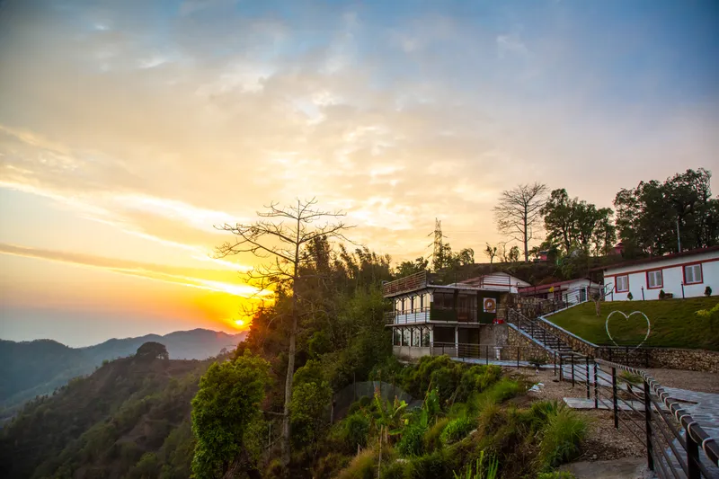 Manjari Resort — cinematic 5