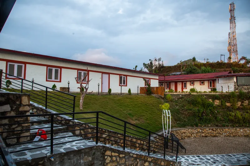 Manjari Resort — view of resort 6